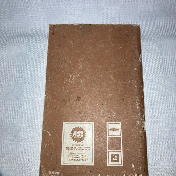 1985 Chevy Pickup Owners Manual - Picture 8 of 8